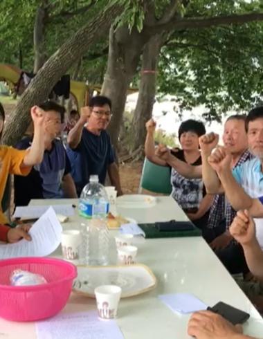 영덕풍력발전1,2단지 반대공동대책위원회분들과 휘바휘바팀의 모습